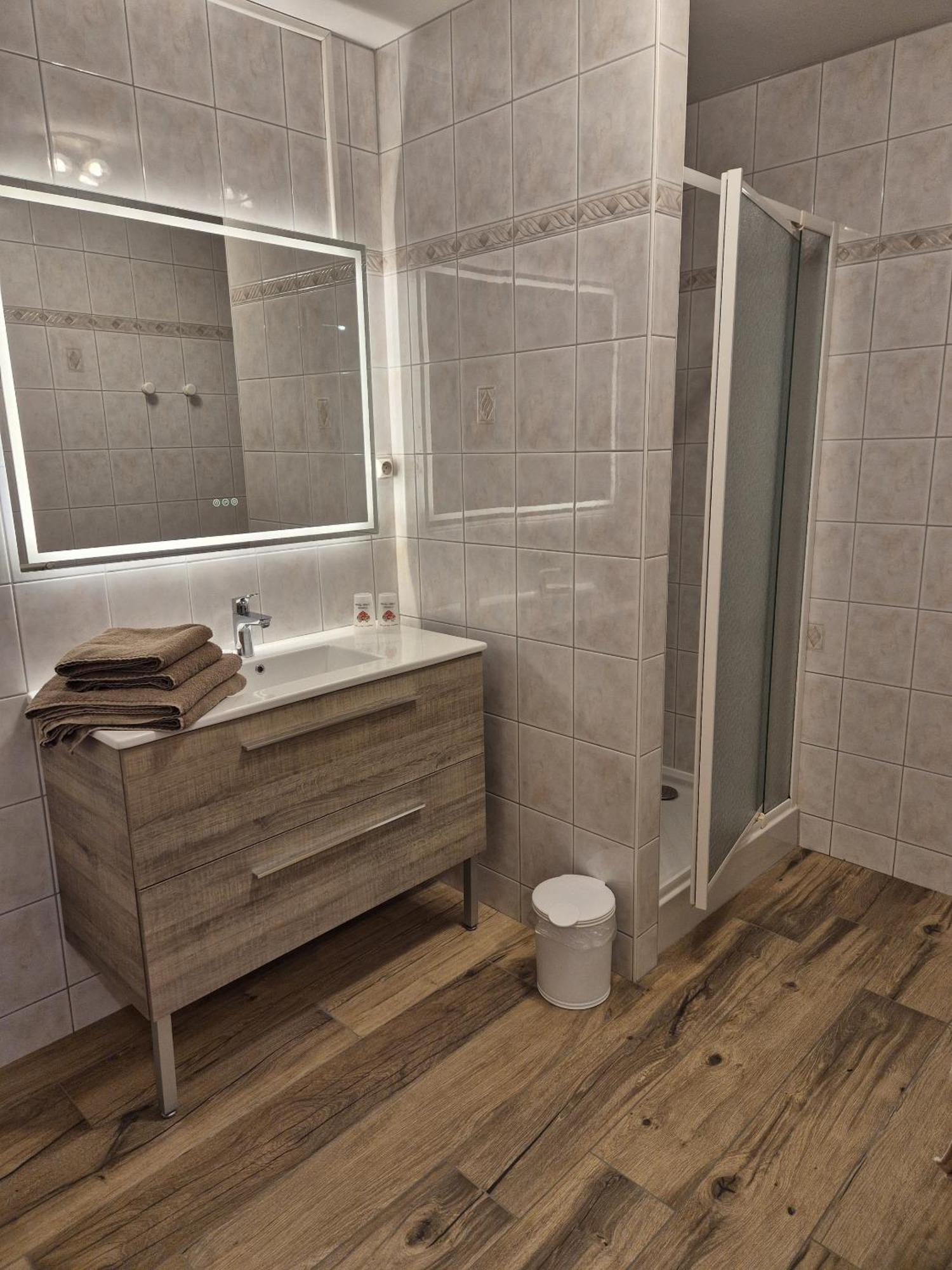 Chambres Thirion Saint-Hippolyte  Rom bilde